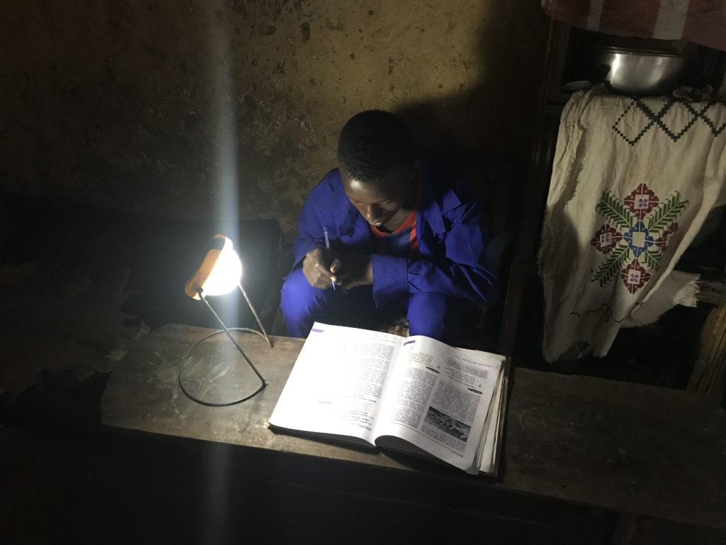 It’s 6:28 pm. The sun has set and you must spend the rest of your waking hours in darkness. The only option for lighting your home is an expensive, inefficient kerosene lamp that exposes your family to toxic fumes. This is the reality for the majority of families living in rural Ethiopia.